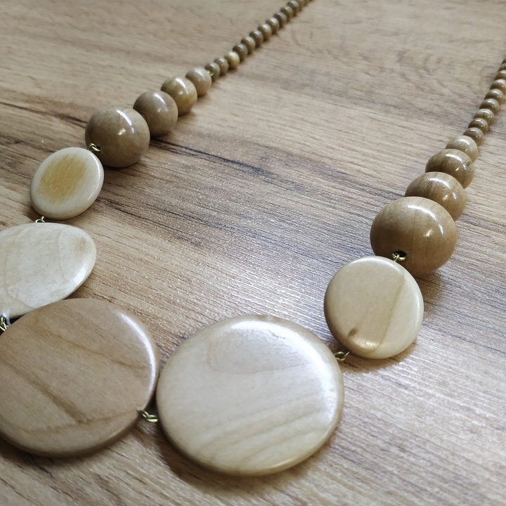 Колье Рафаэлло, дерево, цвет светло-кор., 70 см