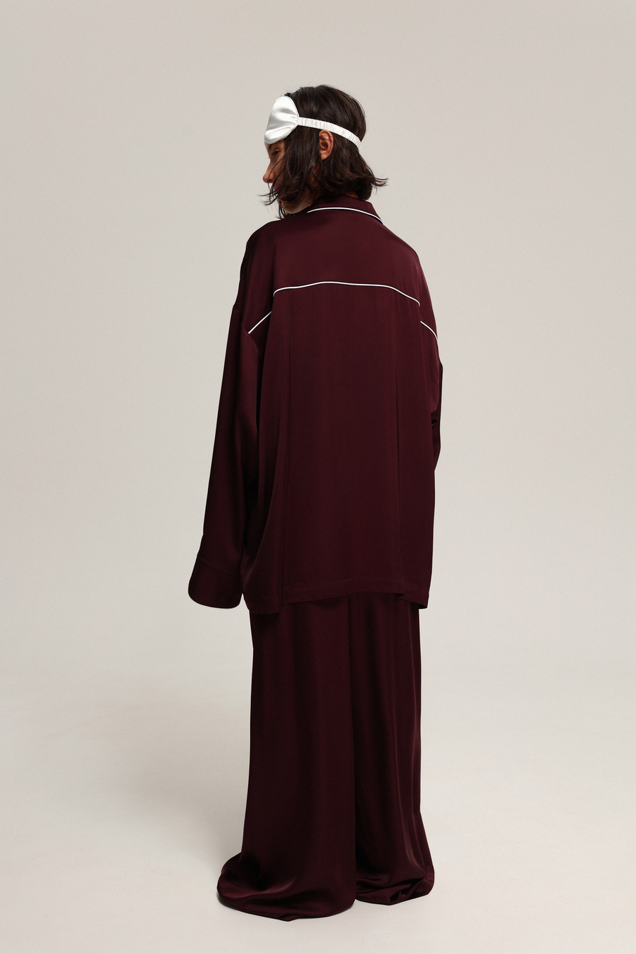 Брюки атласные