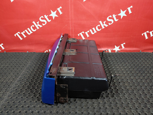 Ящик инструментальный левый