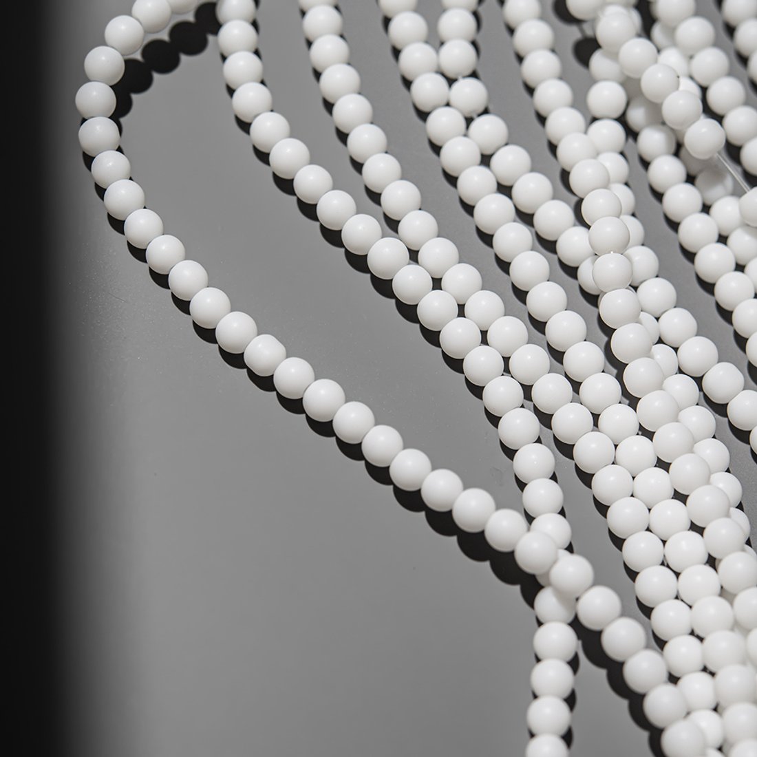 Керамические бусины, матовый белый, шар 4,5мм