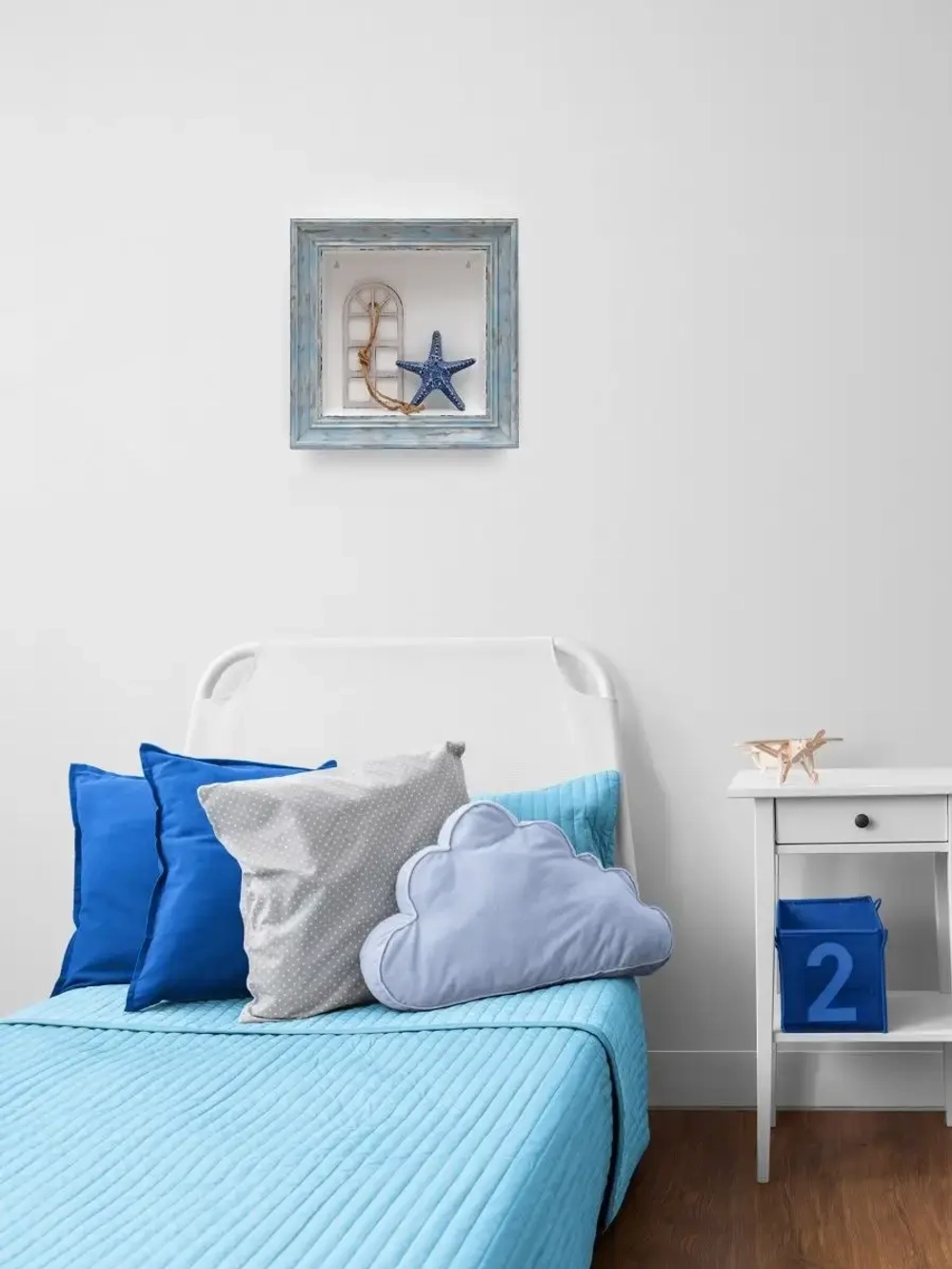 Полка настенная навесная