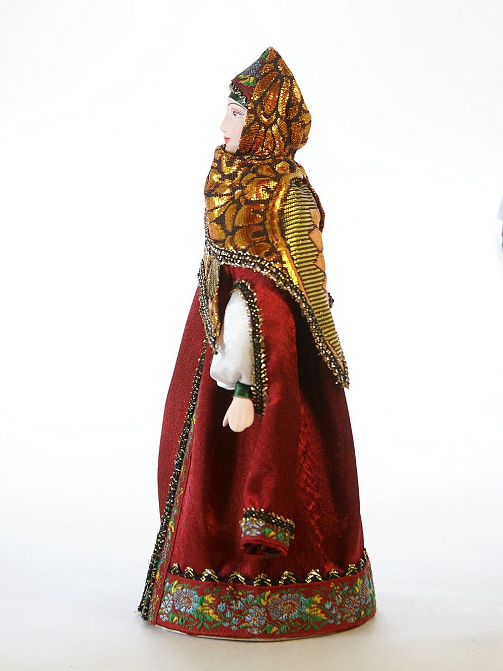 Кукла коллекционная московская Боярыня