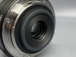 Canon EF-S 24mm 2.8 STM