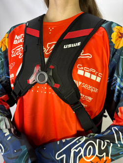 Рюкзак USWE Buddy 40L Athelete Gear Pack, Carbon Black