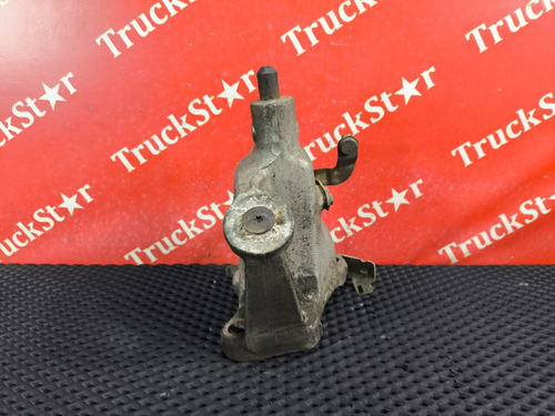 Кронштейн торсиона кабины правый