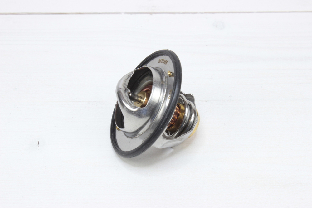 Термостат Cummins ISBe, ISF3.8 0156 /3973834, 3974823/