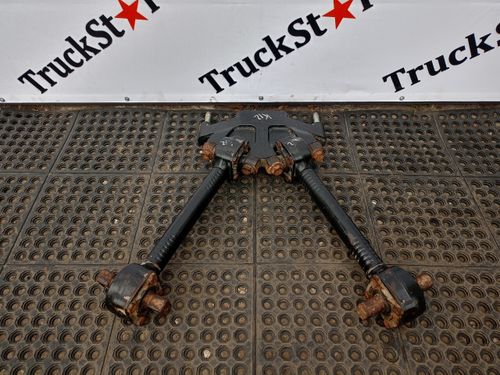 Кронштейн тяги реактивной в сборе 2018 г.