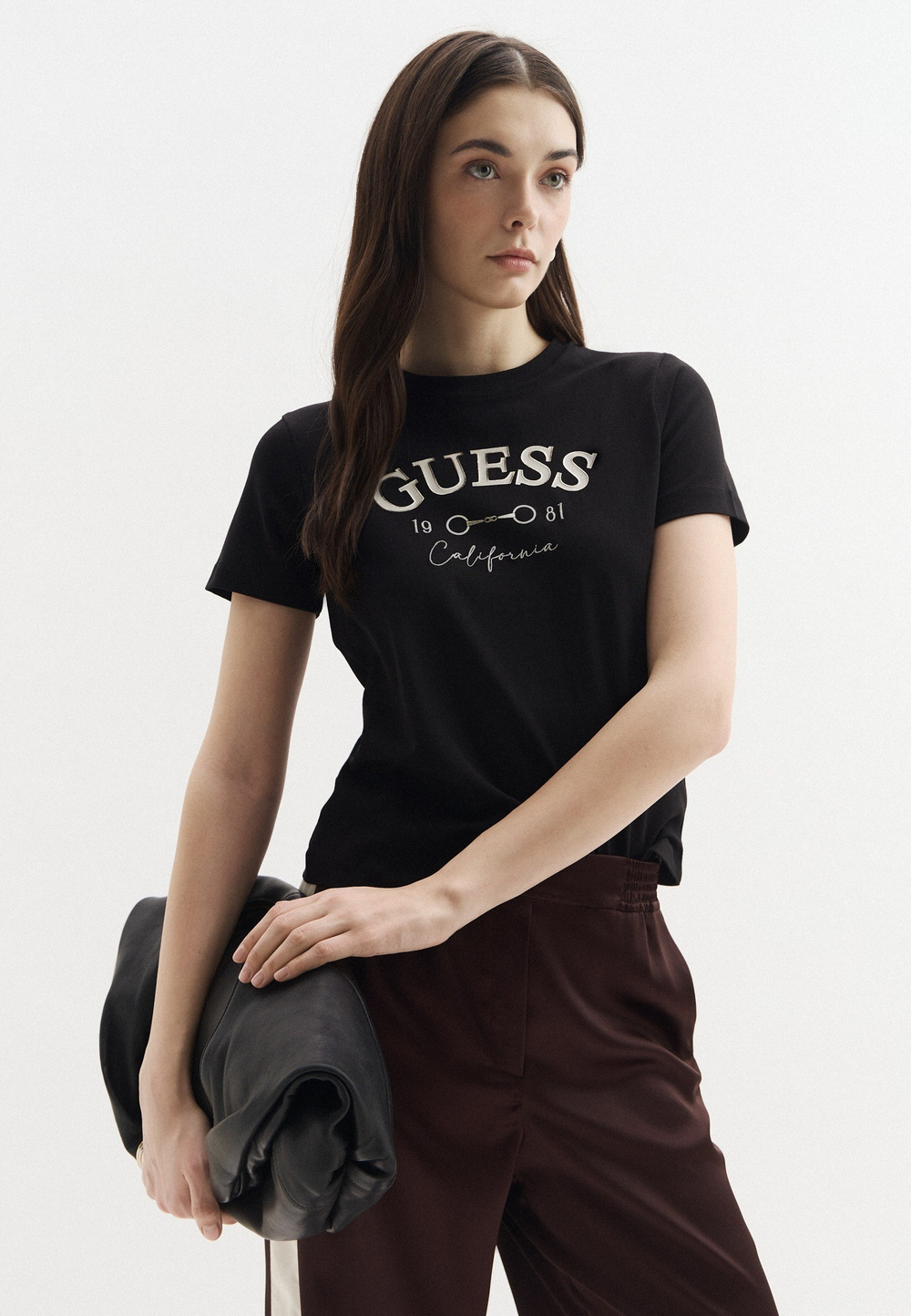 Футболка женская GUESS