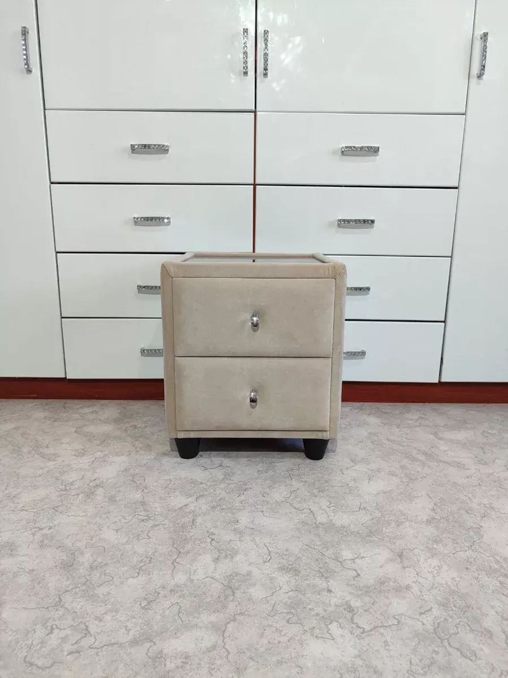 Мебельные ножки пластиковые для дивана шкафа и тумбочки