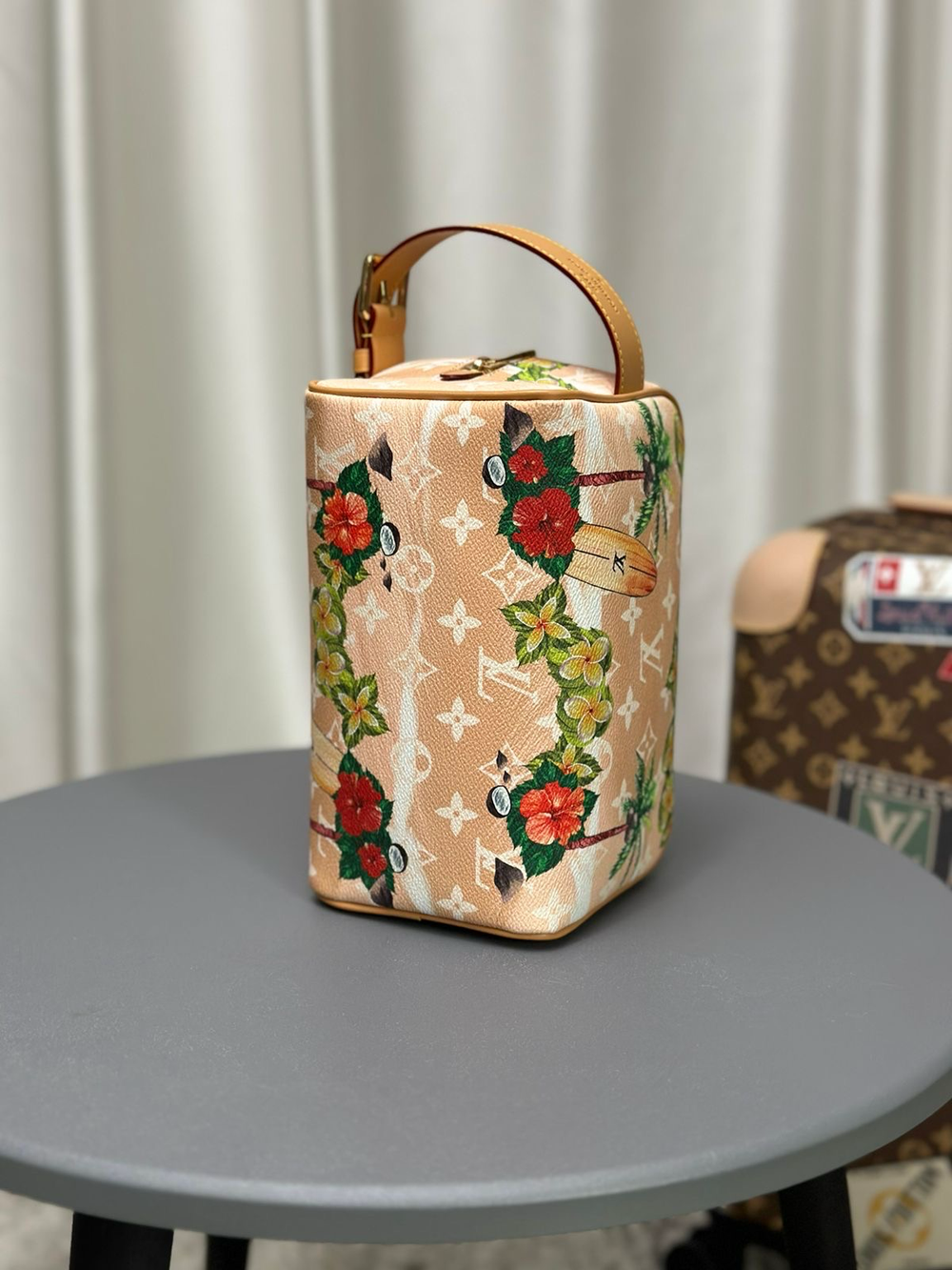 Несессер Louis Vuitton