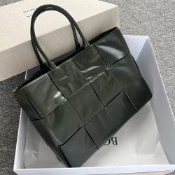 Bottega Veneta Arco Tote 46 cm