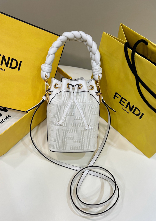 Fendi Mon Tresor 18 cm