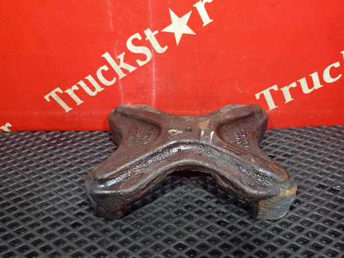 Кронштейн пневморессоры задний