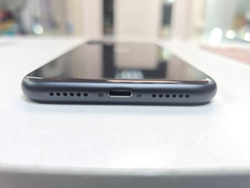 Смартфон iPhone 11 100% акб