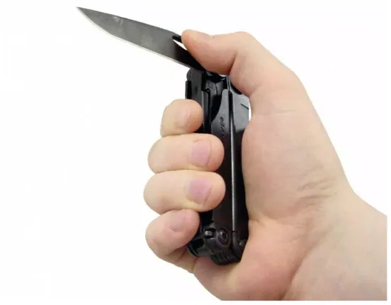 Мультитул пассатижи LEATHERMAN Wave plus (832524/832526) черный