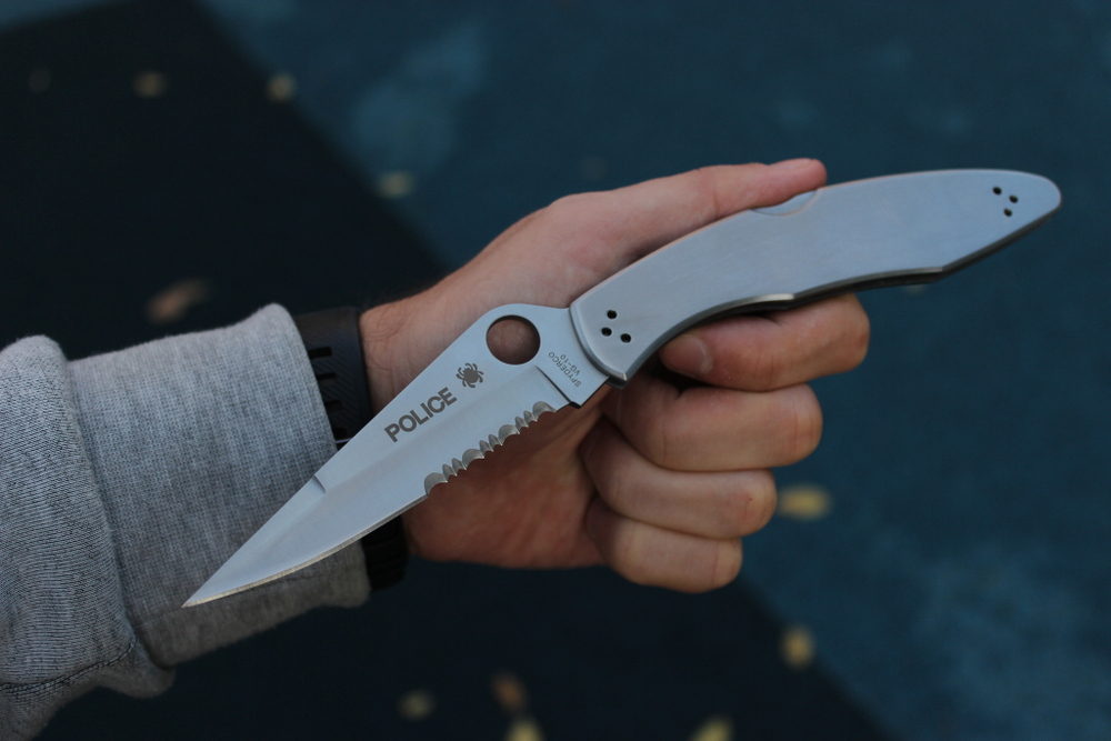 Нож Spyderco Police PS полусеррейтор C07PS