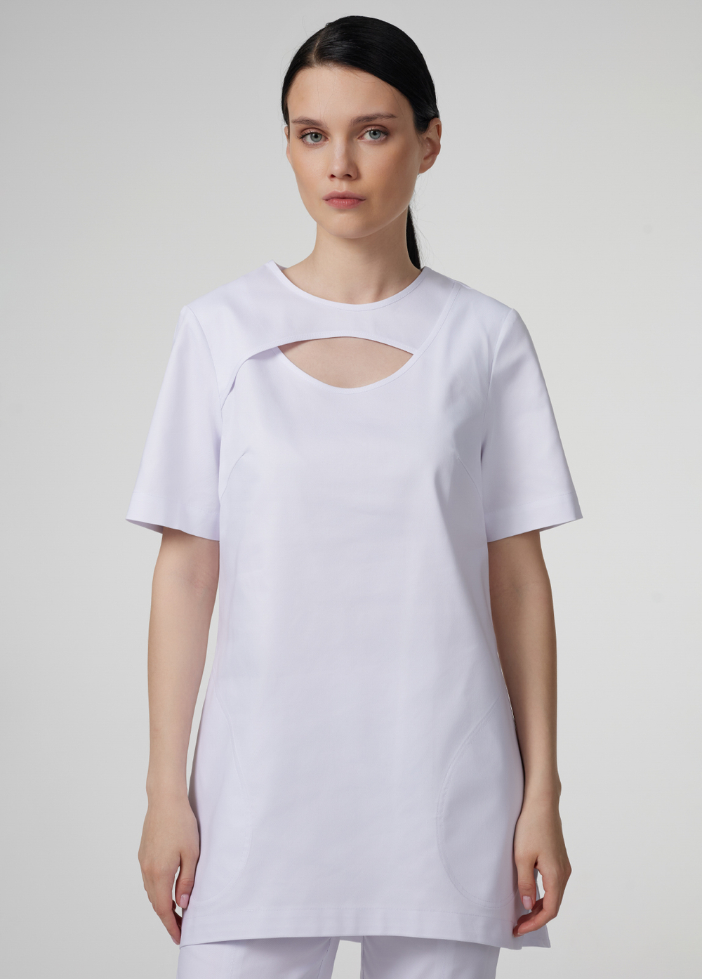 Туника с фигурным вырезом