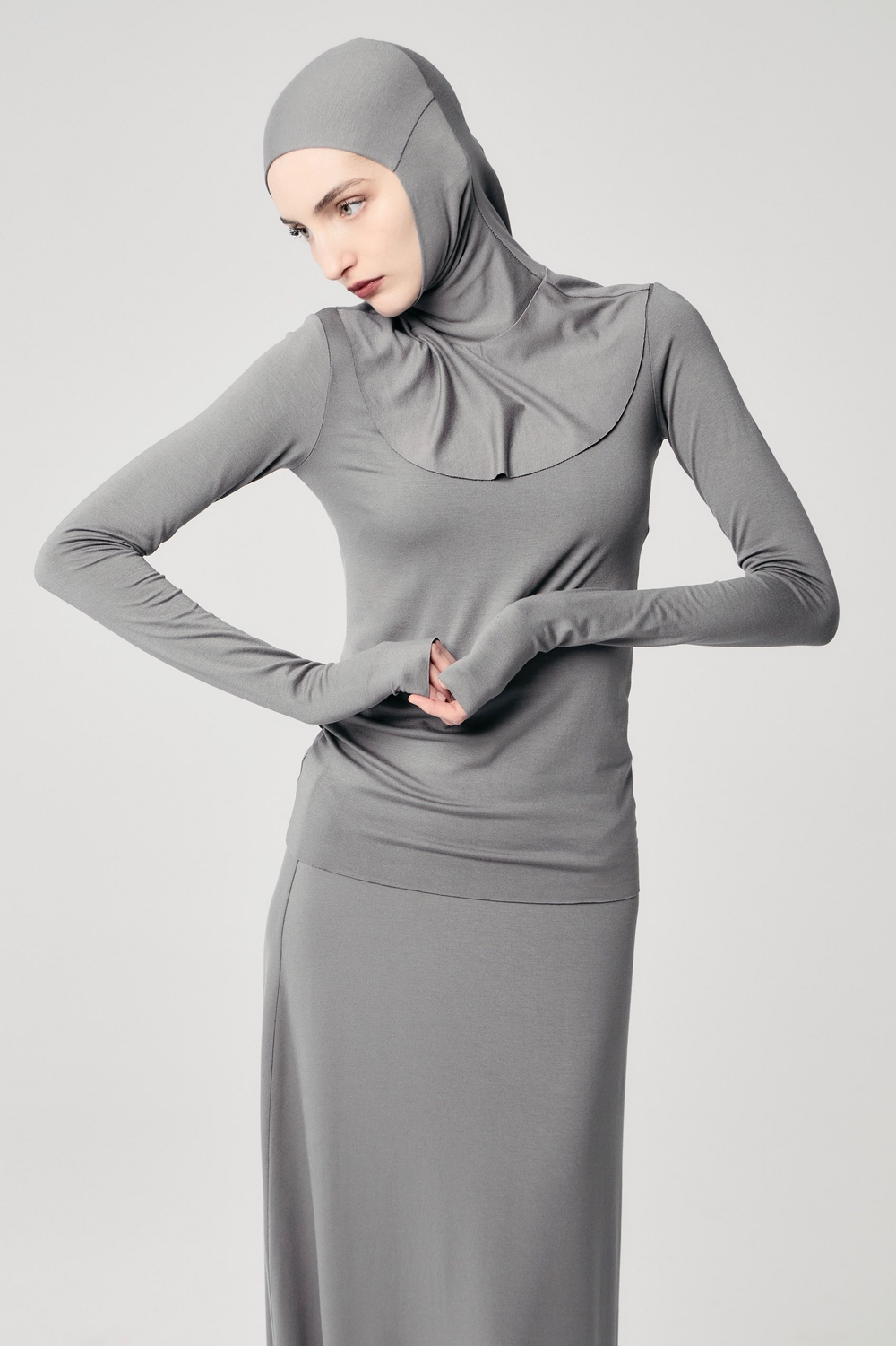 Лонгслив «Силуэт» серый