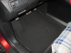 Автоковрики для Mazda CX-7 (2006-2012)