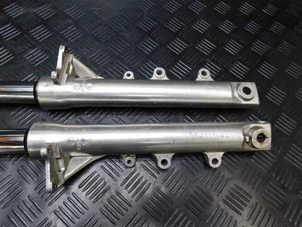 Перья вилки Yamaha FZX750 3XF.