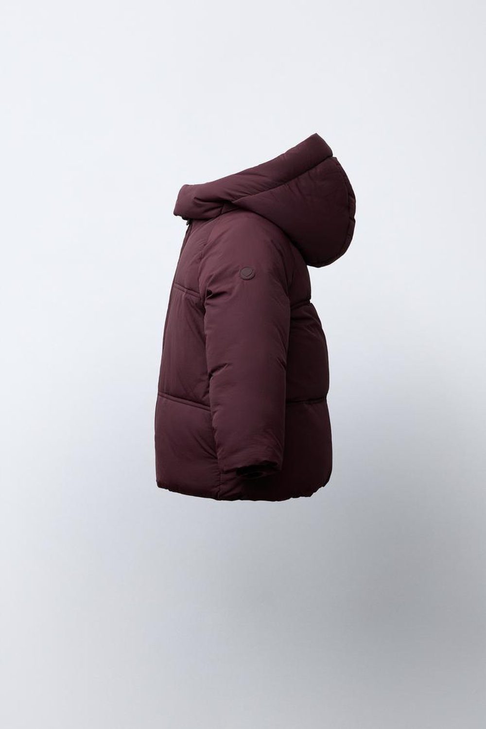 ZARA СТЕГАНАЯ КУРТКА С КАПЮШОНОМ WATER REPELLENT, БОРДОВЫЙ