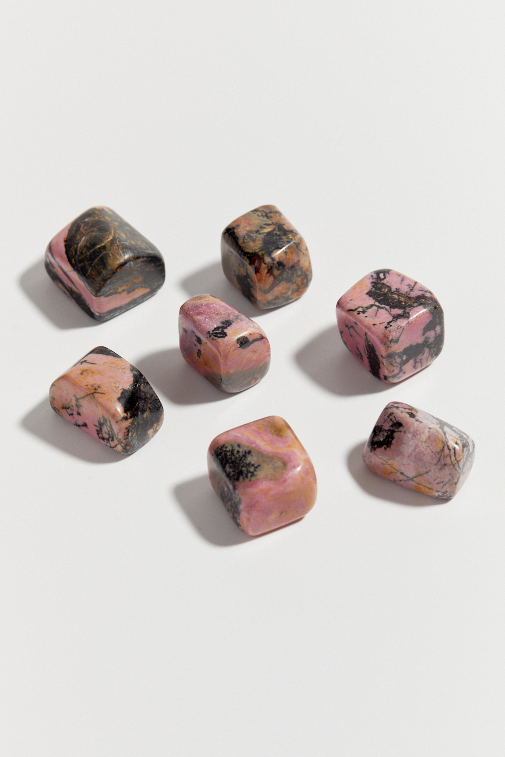 Родонит галтовка квадратная