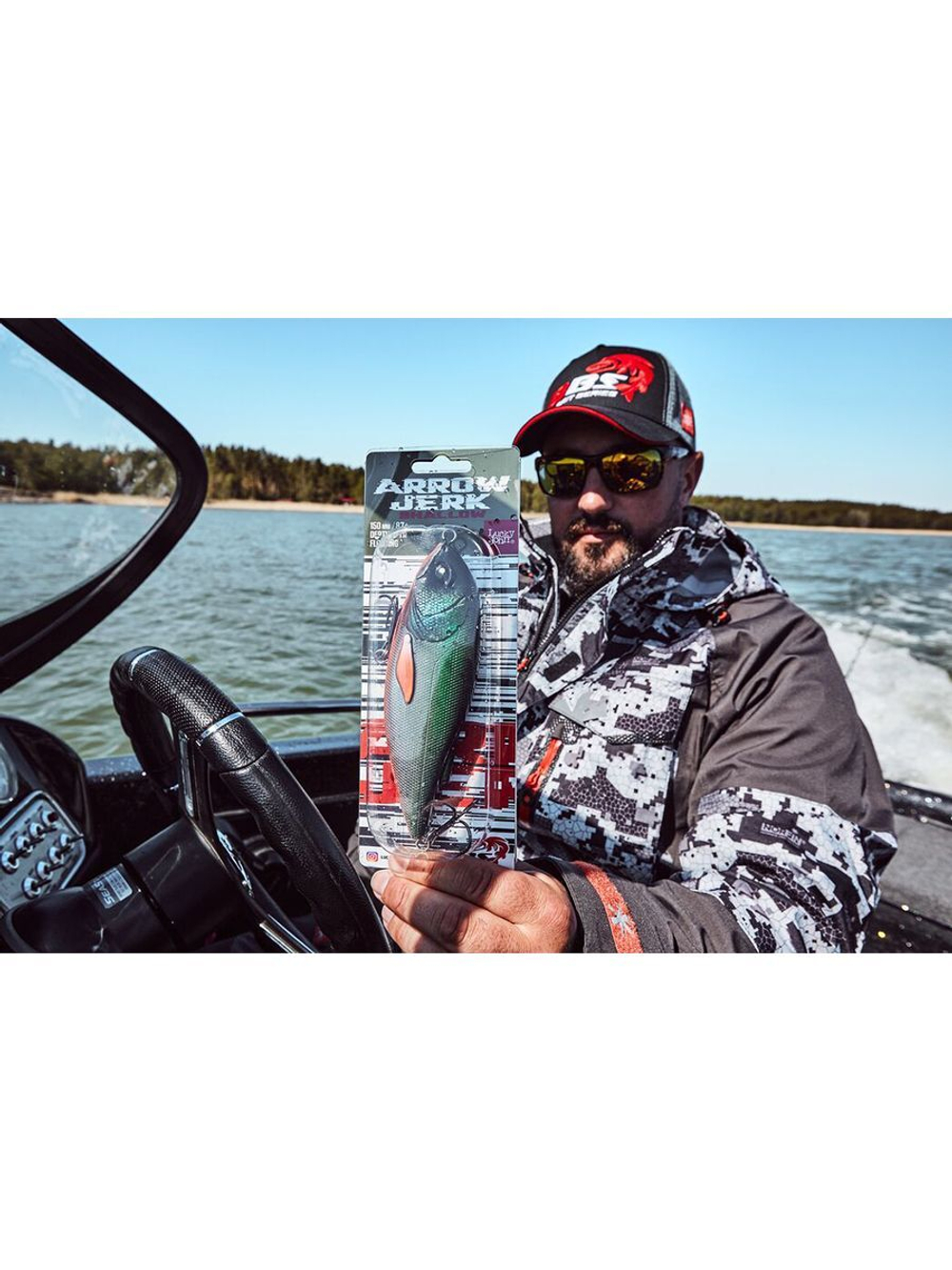 Воблер плавающий Lucky John BBS Original ARROW JERK F 015/029