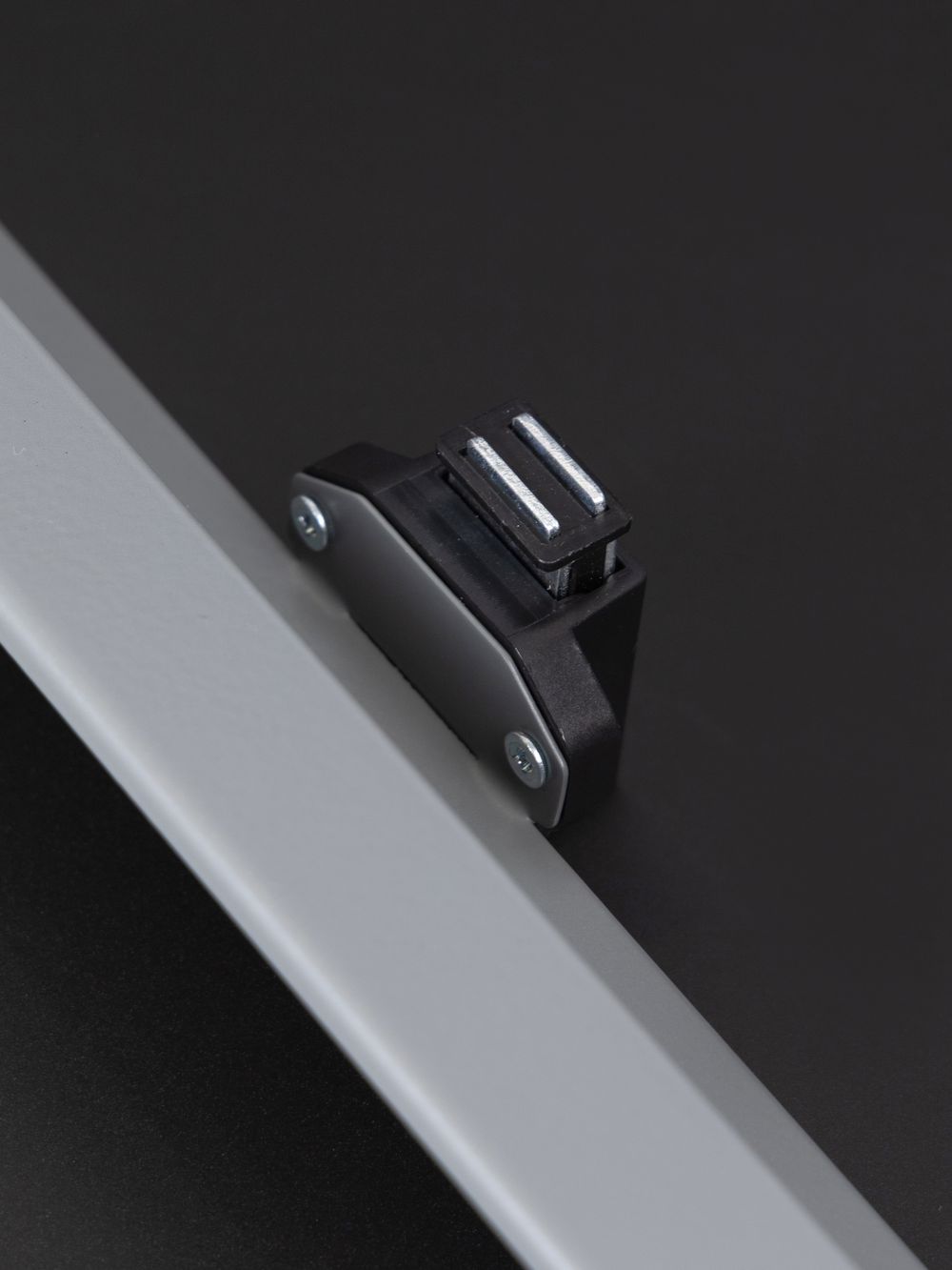 Люк Ревизионный 200х300 Серый