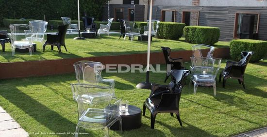 Кресло пластиковое Pasha