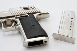 Пистолет Desert Eagle