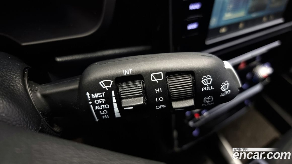 KG Mobility (Ssangyong) Very New Tivoli Бензин 1.5 2WD (06.2020)