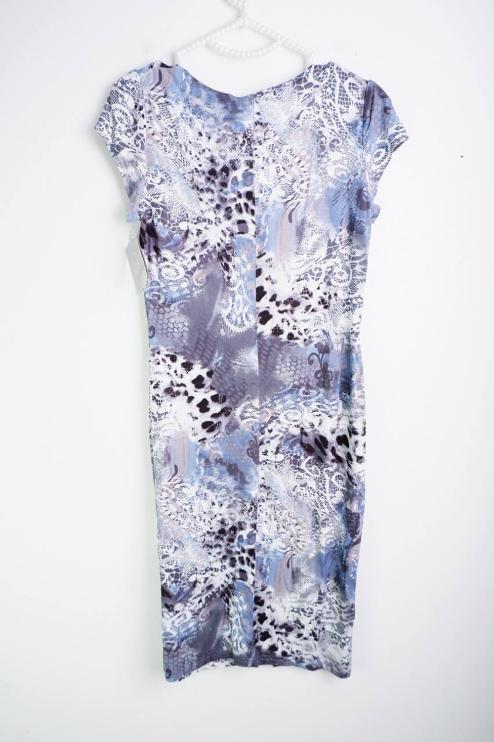 Платье для летнего вайба, визуально на 40 размер, новое