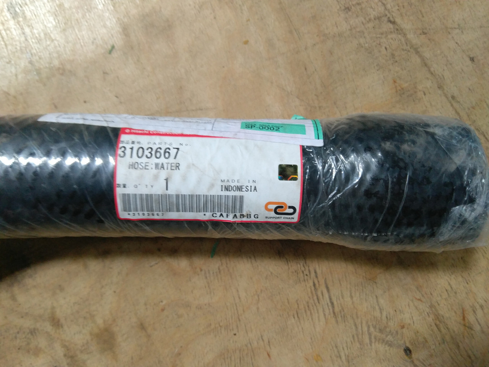 Патрубок радиатора 3103667 Hitachi ZX330-3