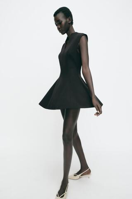 ZARA МИНИ-ПЛАТЬЕ ИЗ КРЕПА БЕЗ РУКАВОВ, ЧЕРНЫЙ
