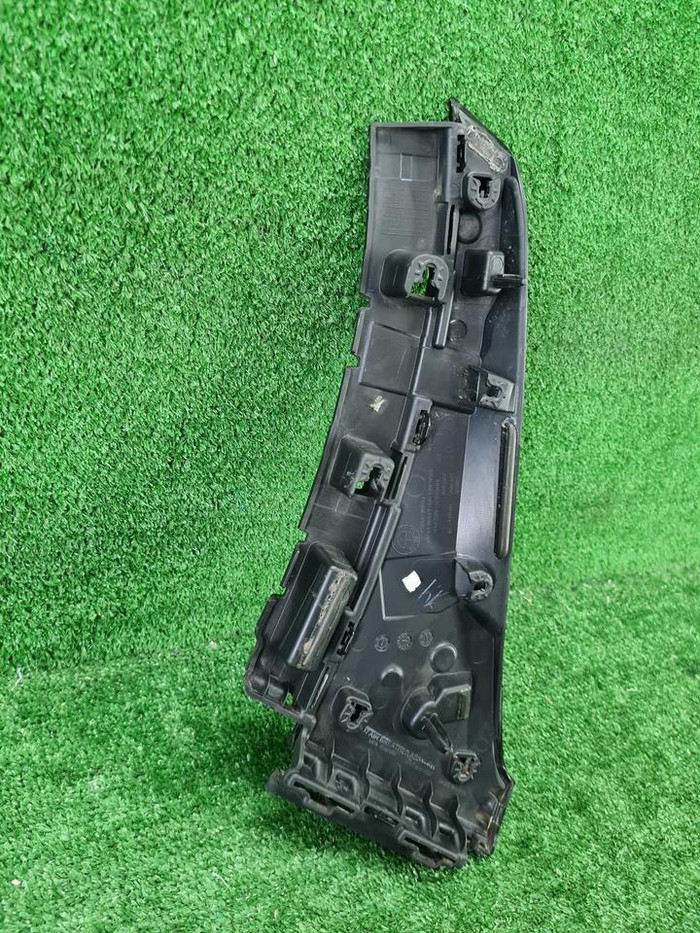 Накладка крыла передняя правая BMW X7 G07 (2019-н.в.)