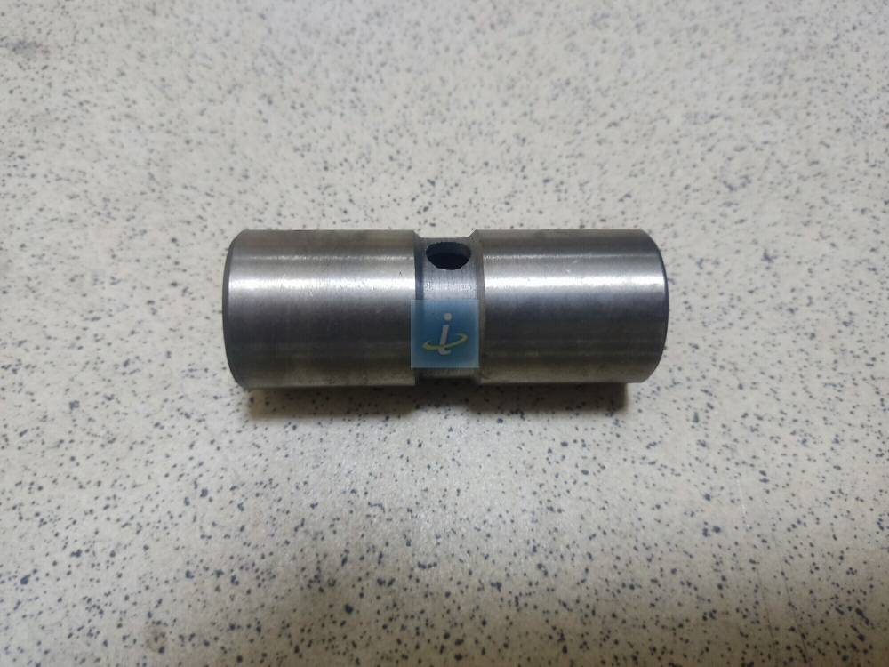 Втулка оси толкателя средняя 240-1007245