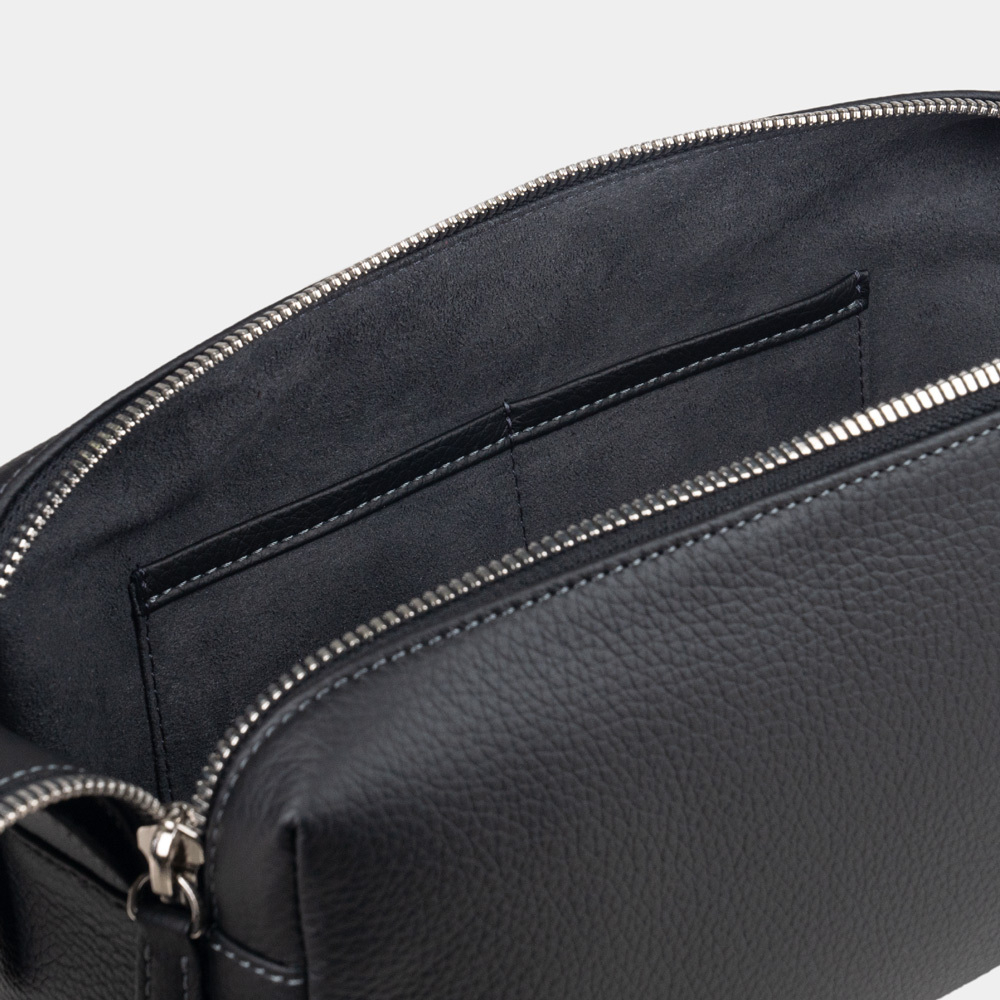 Несессер Voyageur из кожи теленка, черного цвета