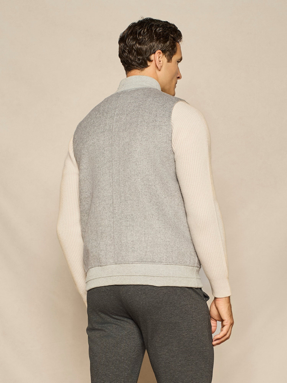 Жилет мужской PAUL TAYLOR