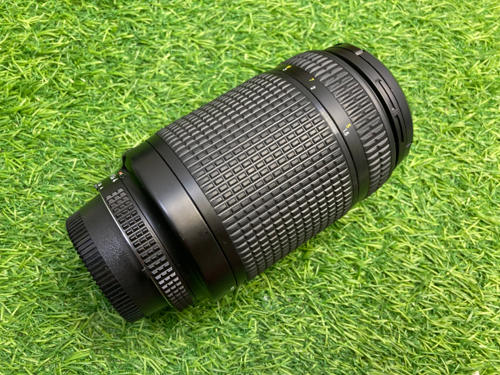 Nikon 70-300mm 4-5.6D ED AF Zoom-Nikkor