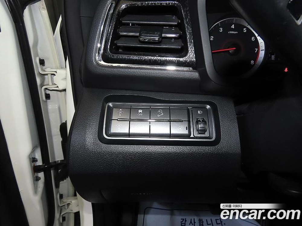 KG Mobility (Ssangyong) Very New Tivoli Бензин 1.5 2WD (11.2019)