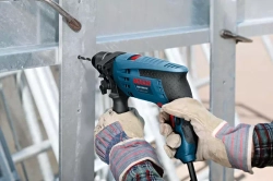 Ударная дрель Bosch GSB 1600 RE