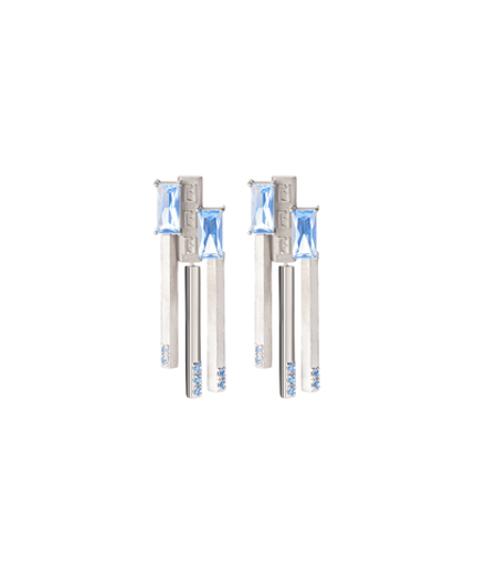 Серьги ассиметричные из серебра со вставками из выращенной шпинели