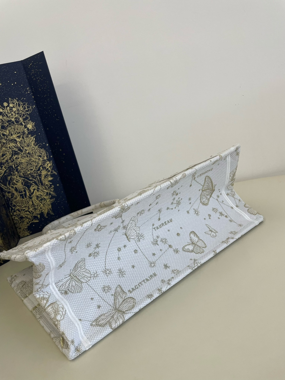 Christian Dior Book Tote 36 cm