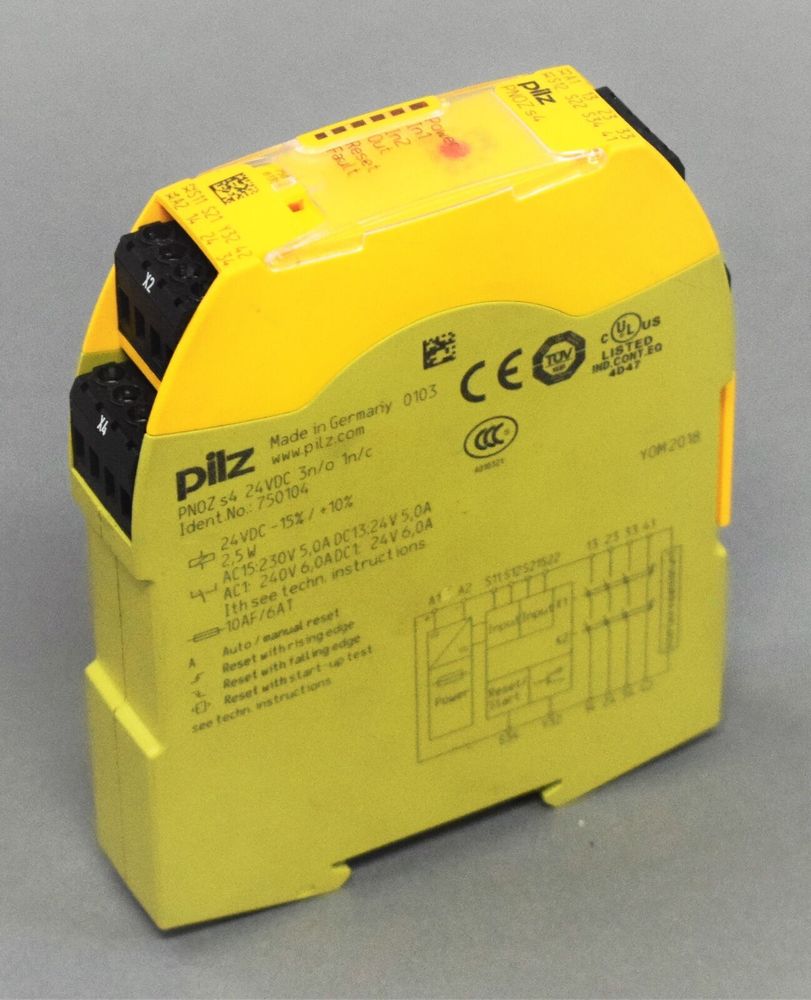 PILZ PNOZ S4 24VDC 3 N/O 1 N/C