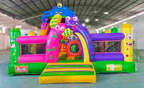 Коммерческий надувной батут «Монстроленд» 7*6*5,6 м