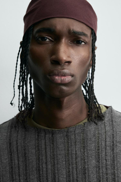 ZARA АЖУРНАЯ ТРИКОТАЖНАЯ ФУТБОЛКА, СЕРЫЙ