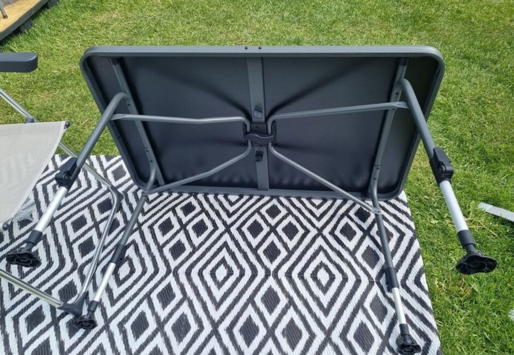 ELEMENT LARGE