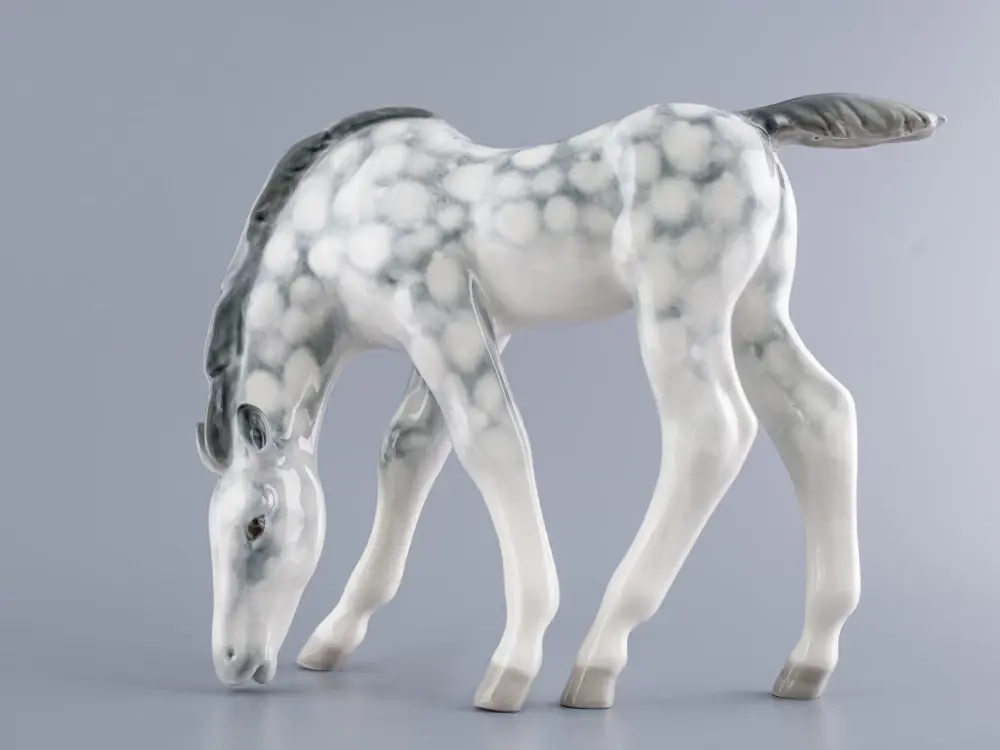 Скульптура Жеребенок пасущийся серый в яблоках арт. 82.01960.00.1