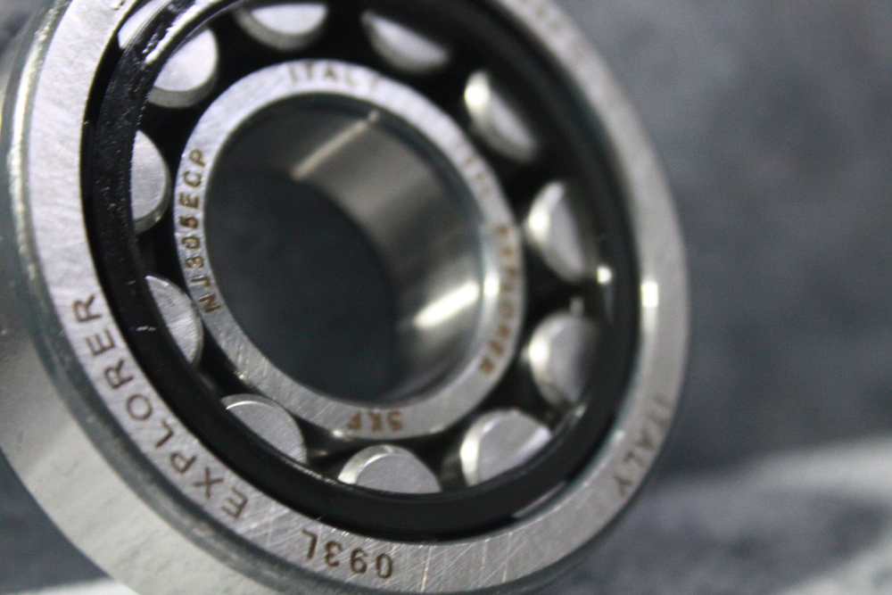 Подшипник SKF NJ 305 ECP | 62 х 25 х 17