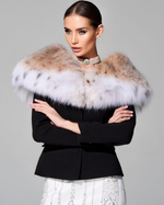 Приталенный жакет из итальянского крепа с меховой отделкой рыси